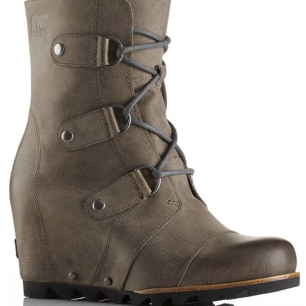 Sorel winter wedge green fog color